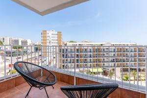 797 HOLIDAY RENTALS - Comodo piso al lado de Puerto Marina