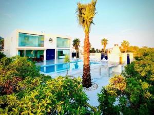Villa Aurora