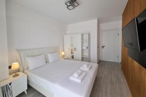 Alezzy Odyssey Resort - Sea View Apartment