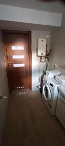 Noclegi kawalerka apartament w centrum Dzierżoniowa podwórko grill wynajm krótkoterminowy