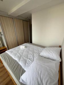 PINKY SQUARE apartman