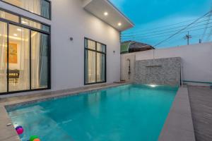 Luxury 3BR Private Pool Villa near Walking Street
