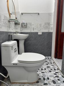 Suối khoáng nóng Ngọc Chiến - Bản Lướt Homestay