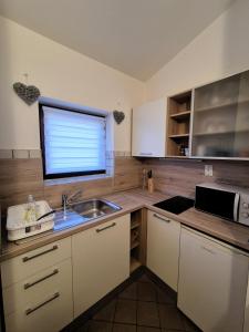 Apartments Makin by El-Pi Tours
