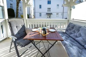 Haus "Seydlitz" in Binz - WG15 "Lubin" mit Terrasse strandnah