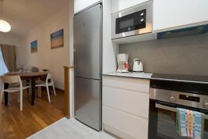 Apartamento agradable con balcón frente a la playa de La Concha - Marina 1