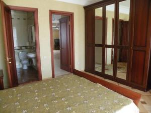 Lovely Lilis Condo Near Vake Park
