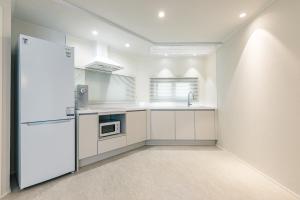Cloud Nine Jongno Spacious Home near DDP for Families & Groups