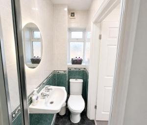 Emmanuel Ensuite Room