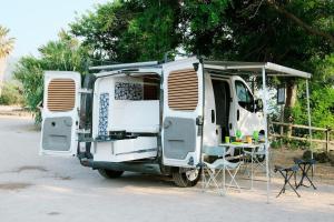 Van Life Sardinia Campervan img22