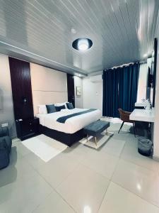 Dikukama Executive Hotel