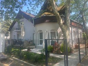G&L Vendégház