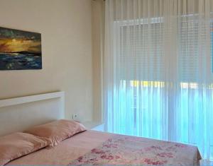 Lalzi Holiday Home