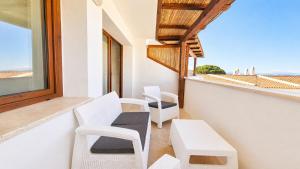 Rena Bianca Residence 218