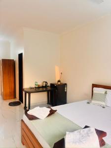 Clares Cove Guest House