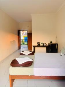 Clares Cove Guest House