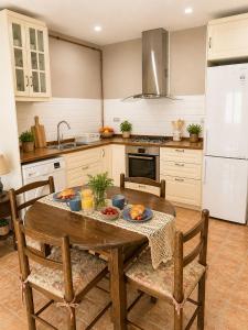 Can REMIGI Casa Rústica con Patio Privado y Aire Acondicionado