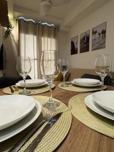 Apartamento moderno e equipado, 2 Quartos com ar, região central, VLT na porta, perto da Rodoviaria e Aeroporto SDU