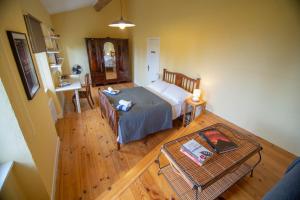 Domaine de Cascaret - 2-Bedroom Private Wing with Garden