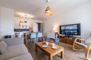 Appartement Spacieux - 6 personnes - 2 salles de bains - Proche Paris