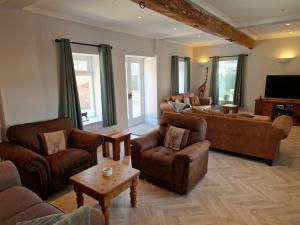 Southbarn - Spectacular Country Home