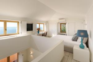 Casa Pôr do Sal - Boutique Suites, Sea Views & Heated Pool