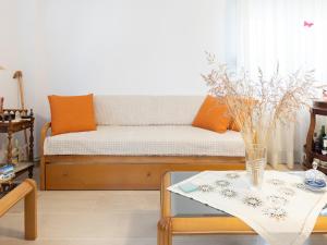 Pascal House Cozy & Comfortable Apart with Parking, 400m frm beach