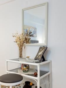 Pascal House Cozy & Comfortable Apart with Parking, 400m frm beach