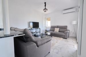 081 Design Style- Alicante Holiday