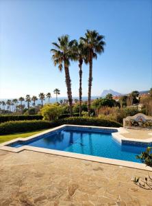Luxuriöses Appartement mit Garten Pool 300 Meter zum Strand