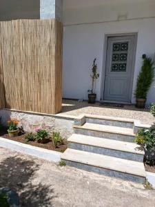 Themistoklis house