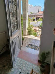 Themistoklis house