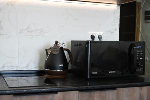 Luxury 1BR Apartment Sea, Park & Promenade