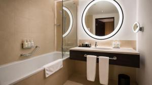 Holiday Inn Resort Warsaw Józefów by IHG