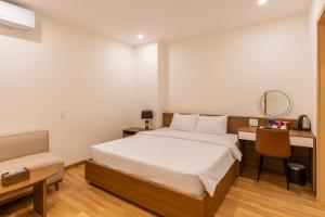 Bluzen Hotel
