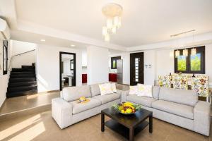 Villa Tsampikos