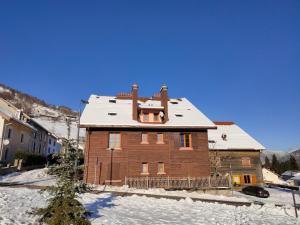 Appartement rénové vue montagne à Bussang centre