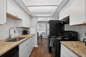 Cozy stay near Atlanta with easy access