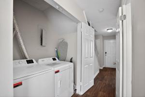 Cozy stay near Atlanta with easy access