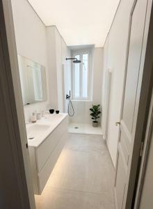 2BR Champs de Mars Rue Cler