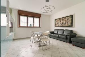 GuestHost - Comfy Flat X4 near Abbiategrasso MM2