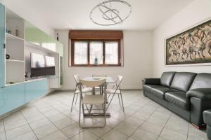 GuestHost - Comfy Flat X4 near Abbiategrasso MM2