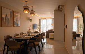 Tresor Apartments - Premium Studios, 2, 3 & 4 BR Apartments by La Vela Homes - D4 - 5mins to City Centre