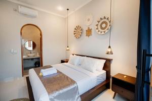 Danes Studio Canggu - Cozy 3BR with pool, 900m to Echo Beach