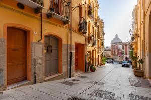 MCH Marina Charming House - Elegant Stay in Cagliari