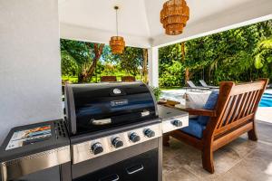 Spectacular Villa, Pool, Gazebo and BBQ