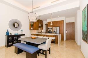 Palmilla Dunes Luxurious Casa Cobra with Golf Cart