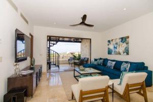 Palmilla Dunes Luxurious Casa Cobra with Golf Cart