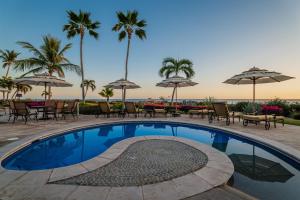 Casa Del Mar Dorado 101 2BR Beachfront Condo