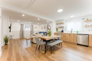 Nordic Heights YYC, Sauna Hot Tub, Group Stay